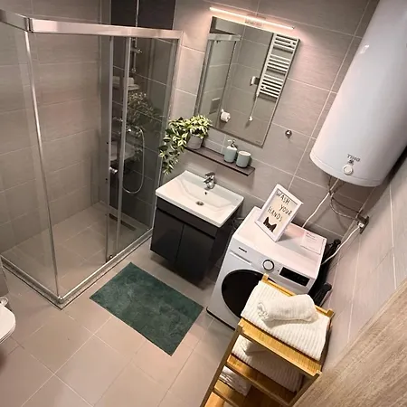 Apartament Lynx - Sky Tower C - View, Balcony & Parking *