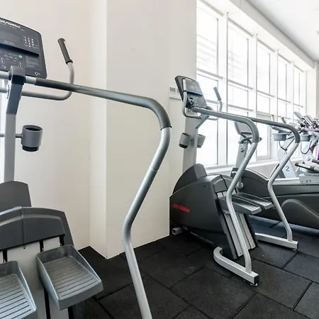 Lynx - Free Parking - Fast Wi-fi - Self Check-in Appartamento