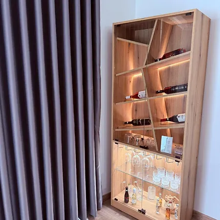 Lynx - Free Parking - Fast Wi-fi - Self Check-in * Skopje