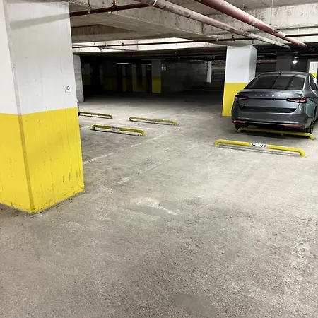 Lynx - Free Parking - Fast Wi-fi - Self Check-in