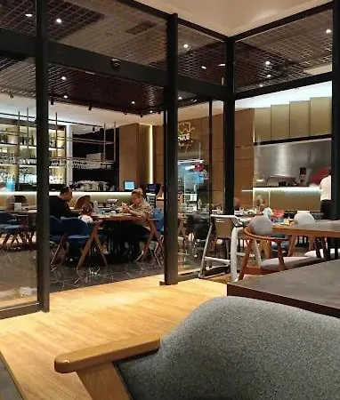 Lynx - Free Parking - Fast Wi-fi - Self Check-in Appartamento *