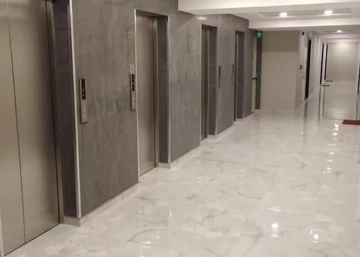 Lynx - Free Parking - Fast Wi-fi - Self Check-in Skopje