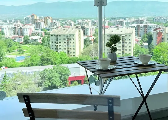 Lynx - Free Parking - Fast Wi-fi - Self Check-in * Skopje