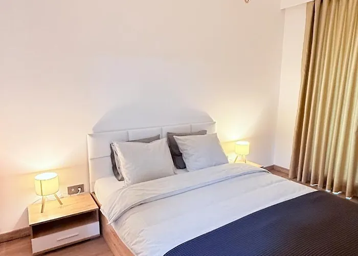 Lynx - Free Parking - Fast Wi-fi - Self Check-in Appartement Skopje