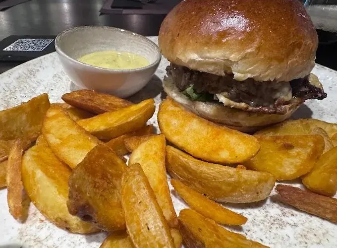 Apartament Lynx - Free Parking - Fast Wi-fi - Self Check-in Skopje